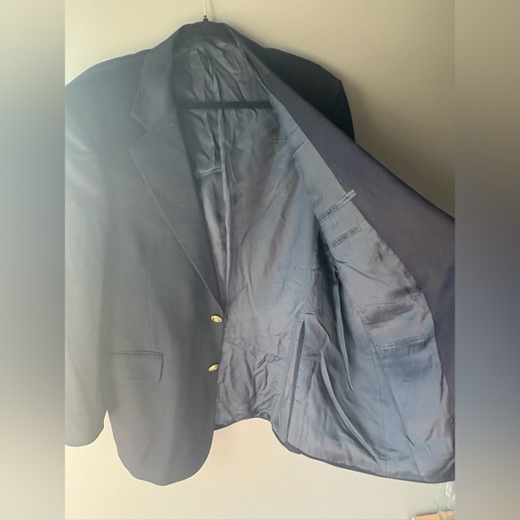 Aquascutum of London, size Large, Classic Black Blazer with Gold Buttons, wool - Picture 5 of 8